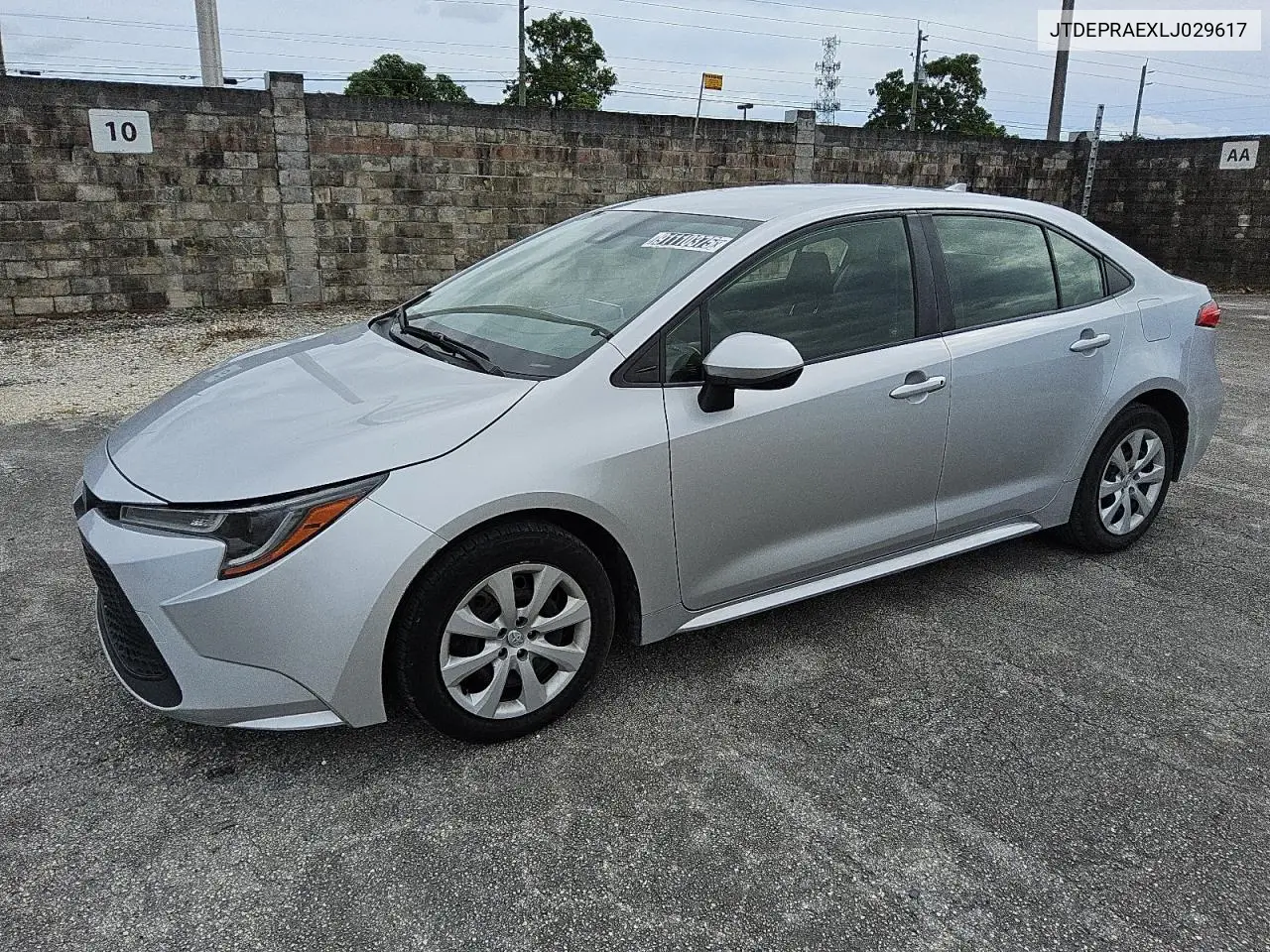 JTDEPRAEXLJ029617 2020 Toyota Corolla Le