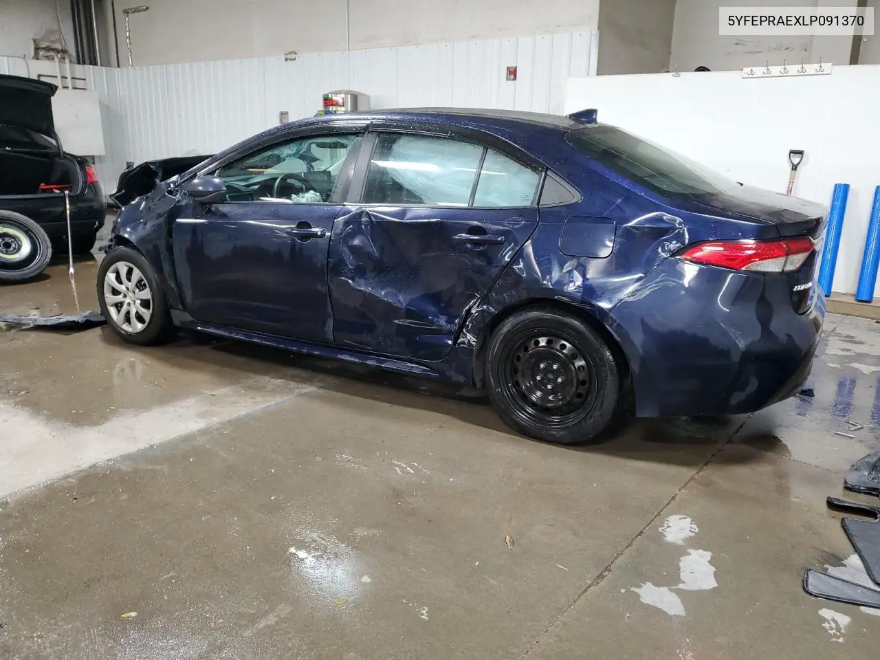 5YFEPRAEXLP091370 2020 Toyota Corolla Le