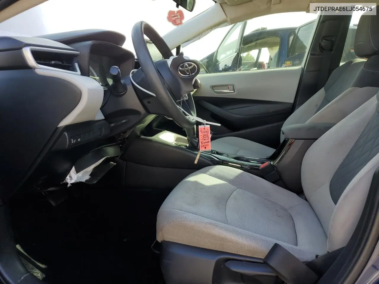 JTDEPRAE6LJ054675 2020 Toyota Corolla Le