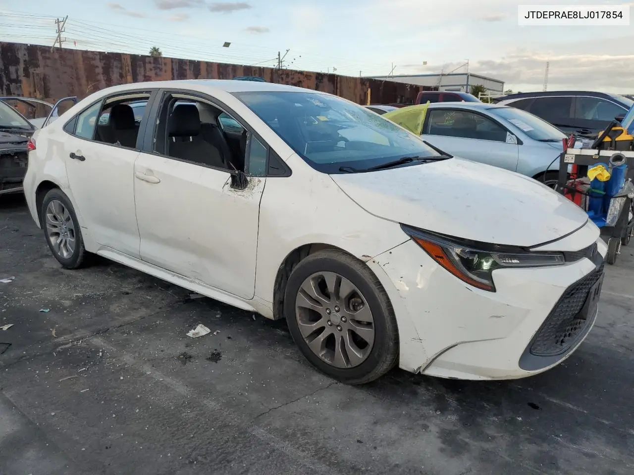 JTDEPRAE8LJ017854 2020 Toyota Corolla Le