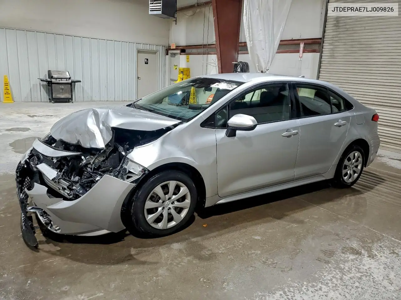 JTDEPRAE7LJ009826 2020 Toyota Corolla Le
