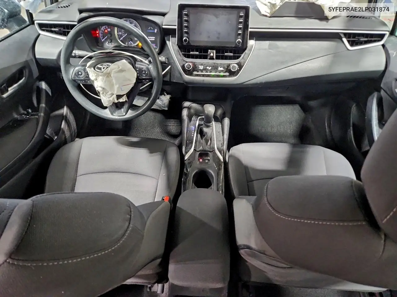 5YFEPRAE2LP031874 2020 Toyota Corolla Le