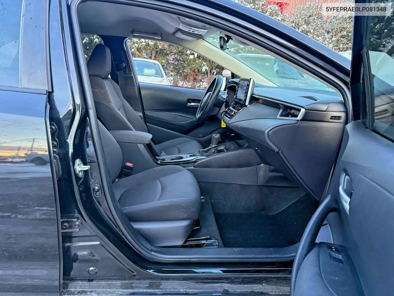 5YFEPRAE0LP081348 2020 Toyota Corolla Le