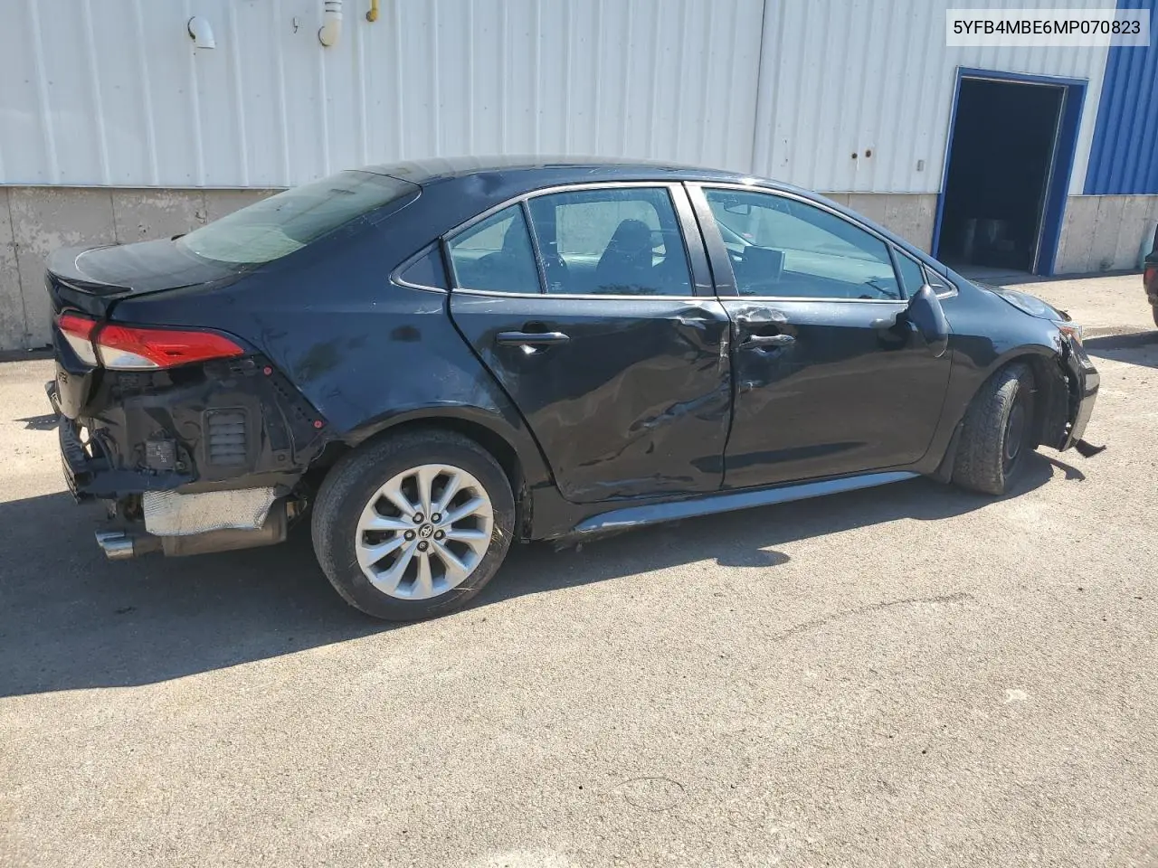 5YFB4MBE6MP070823 2021 Toyota Corolla Se