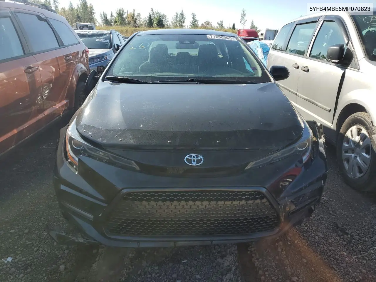 5YFB4MBE6MP070823 2021 Toyota Corolla Se
