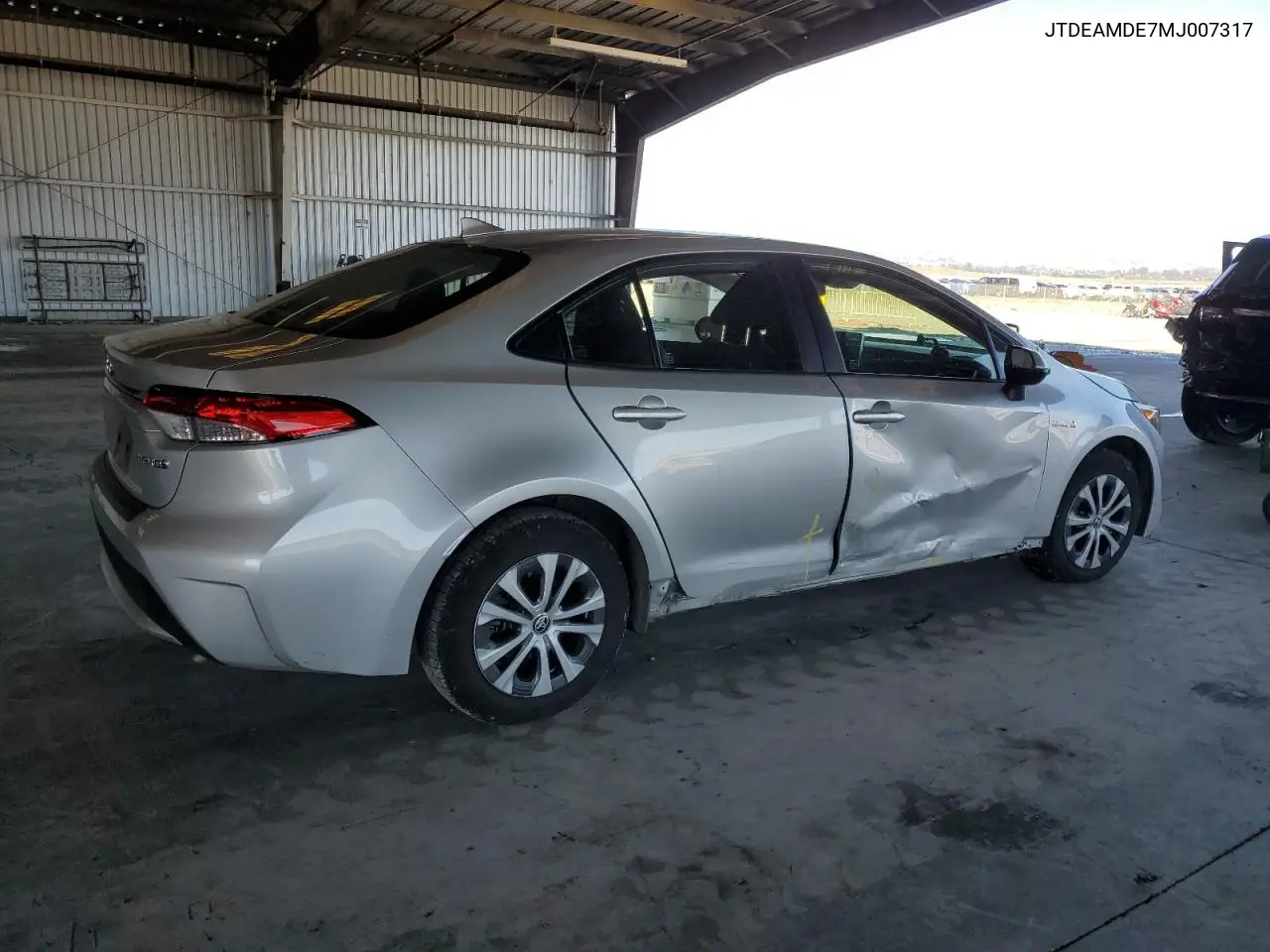 JTDEAMDE7MJ007317 2021 Toyota Corolla Le