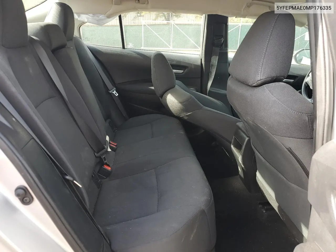 5YFEPMAE0MP176335 2021 Toyota Corolla Le