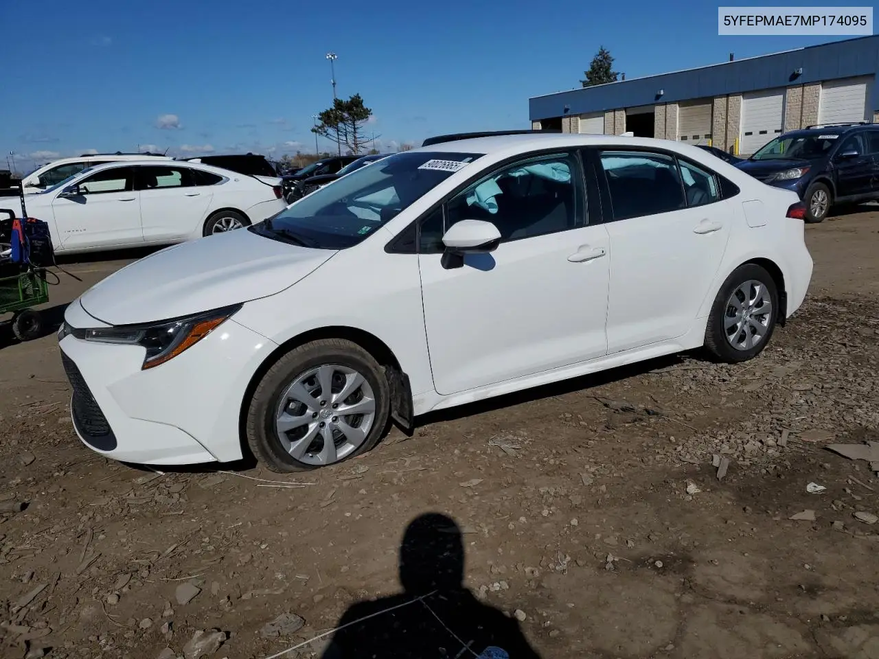 5YFEPMAE7MP174095 2021 Toyota Corolla Le