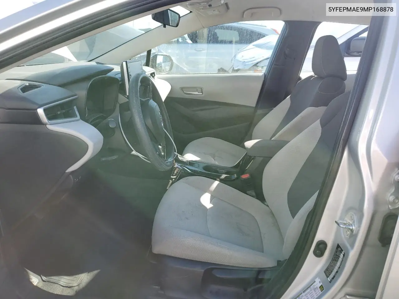 5YFEPMAE9MP168878 2021 Toyota Corolla Le
