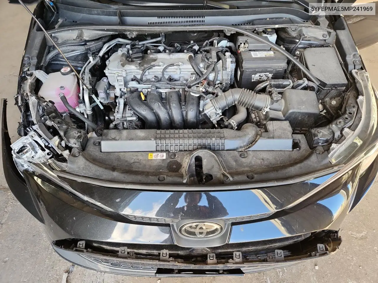 5YFEPMAE5MP241969 2021 Toyota Corolla Le