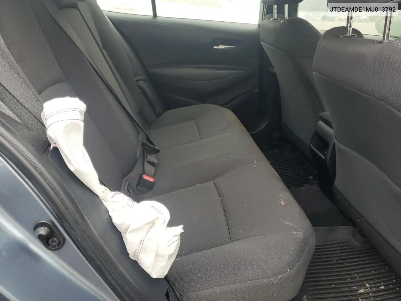 JTDEAMDE1MJ013792 2021 Toyota Corolla Le
