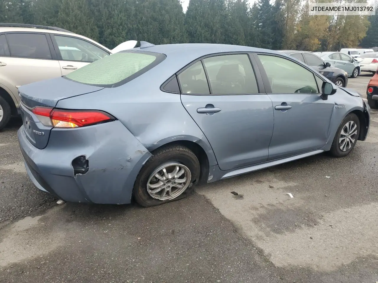 JTDEAMDE1MJ013792 2021 Toyota Corolla Le