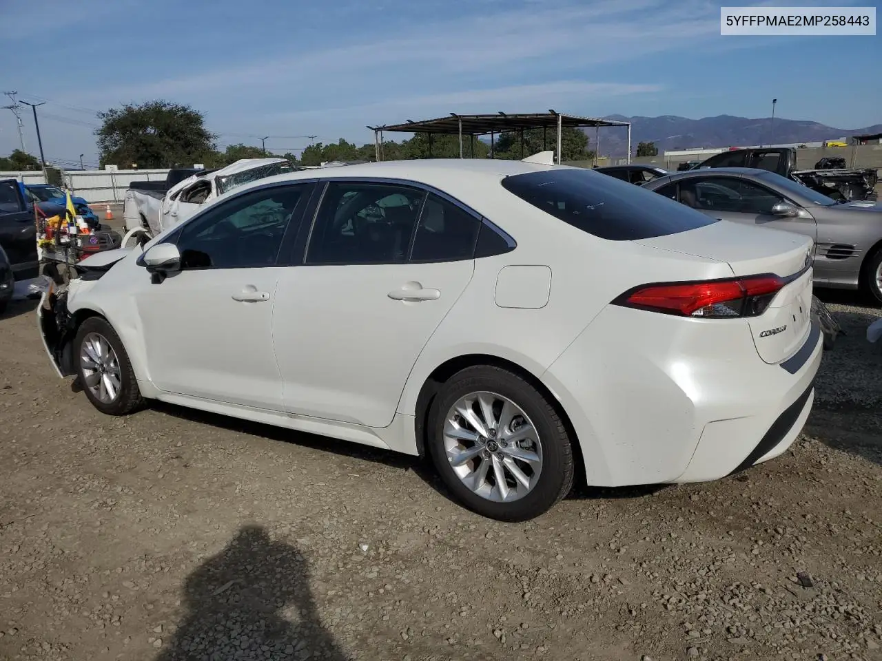 5YFFPMAE2MP258443 2021 Toyota Corolla Xle