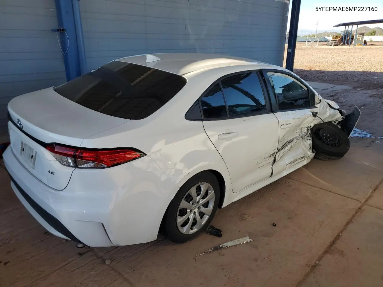 5YFEPMAE6MP227160 2021 Toyota Corolla Le
