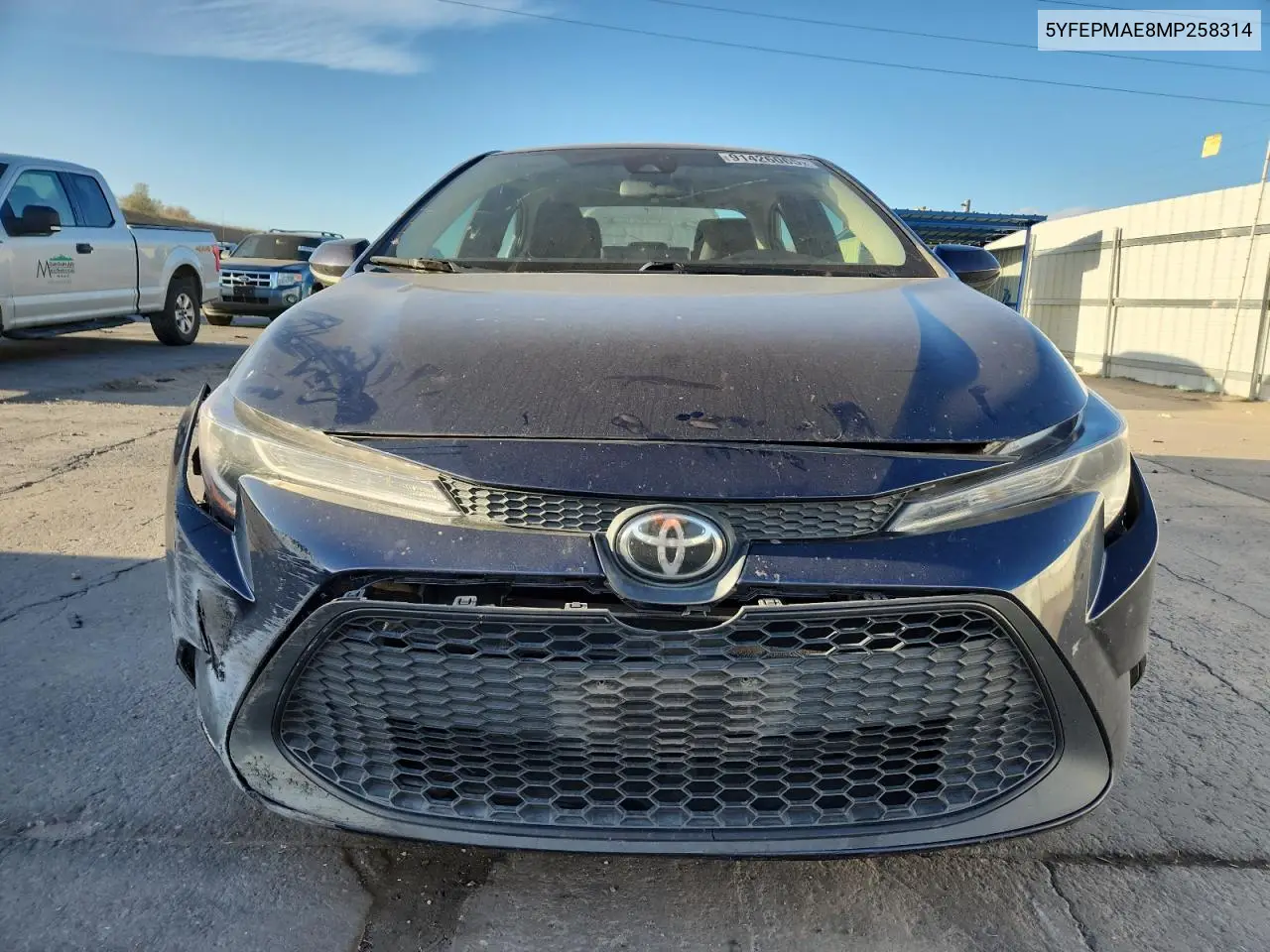 5YFEPMAE8MP258314 2021 Toyota Corolla Le