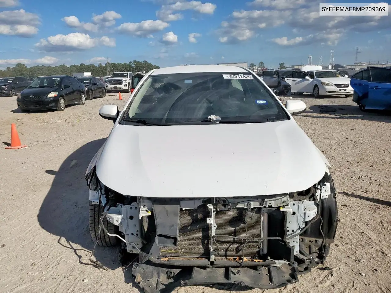 5YFEPMAE8MP209369 2021 Toyota Corolla Le