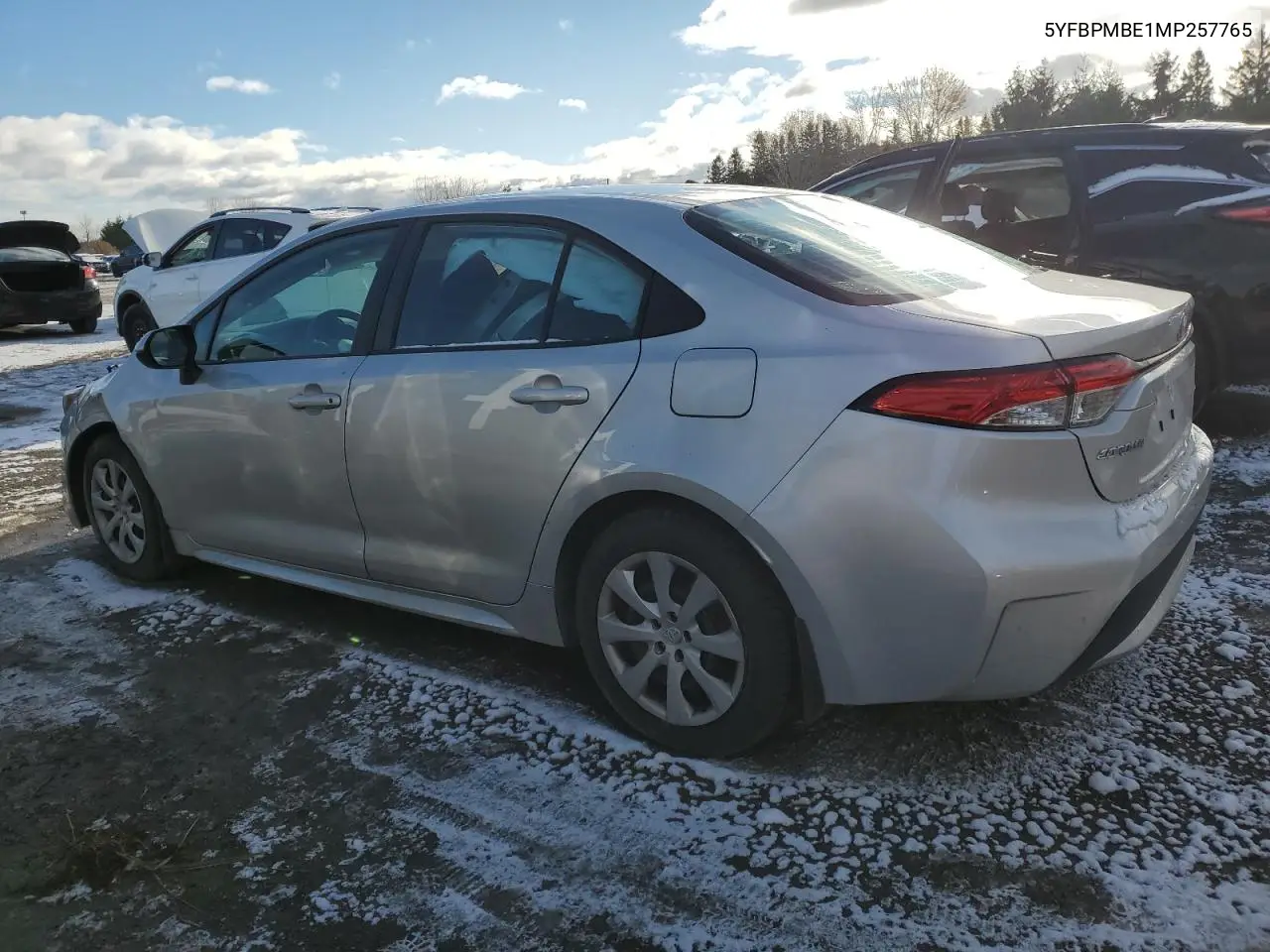 5YFBPMBE1MP257765 2021 Toyota Corolla Le