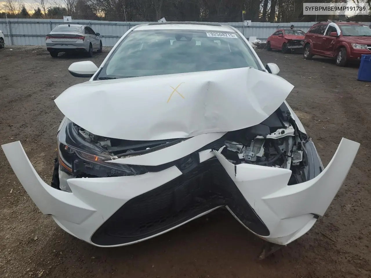 5YFBPMBE9MP191739 2021 Toyota Corolla Le