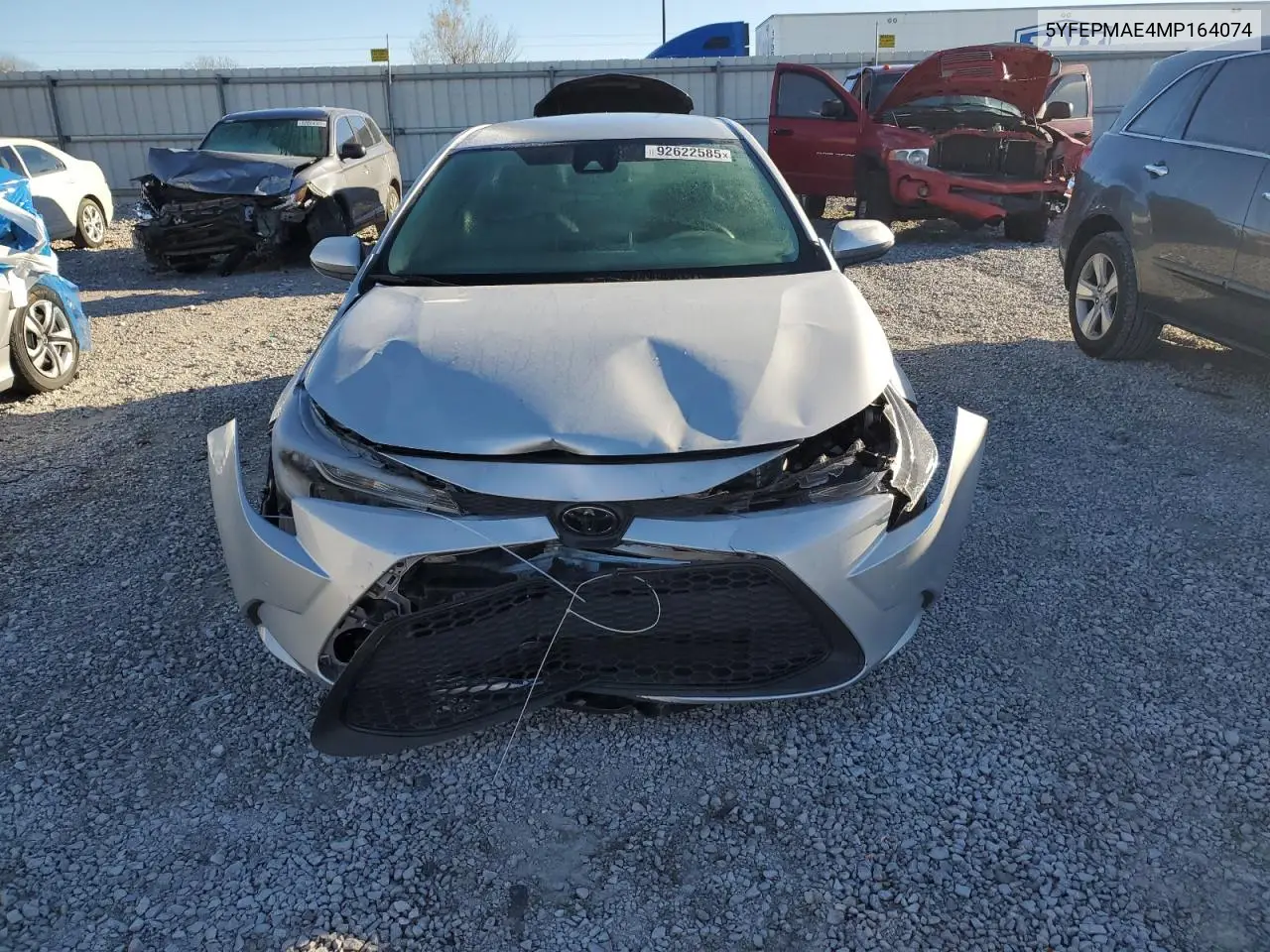 5YFEPMAE4MP164074 2021 Toyota Corolla Le