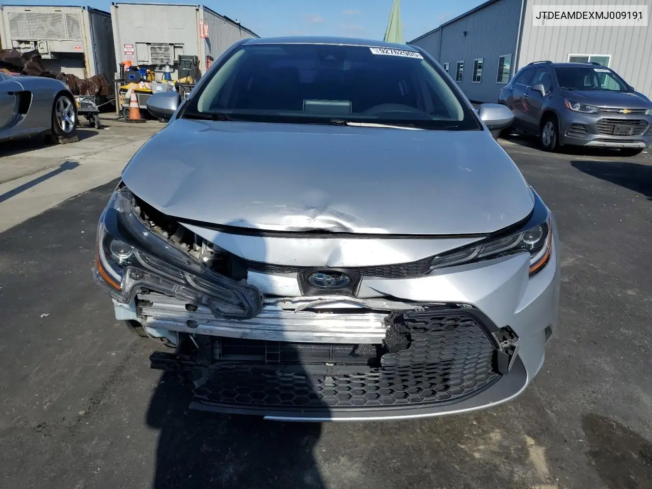 JTDEAMDEXMJ009191 2021 Toyota Corolla Le