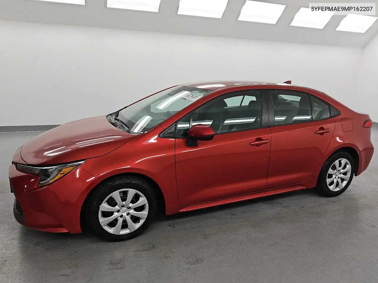 5YFEPMAE9MP162207 2021 Toyota Corolla Le