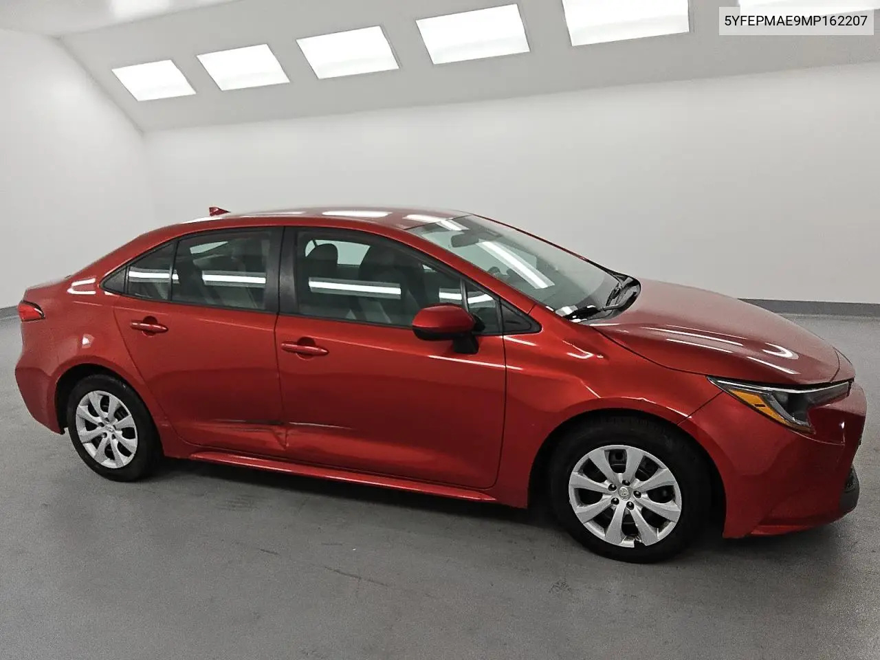 5YFEPMAE9MP162207 2021 Toyota Corolla Le