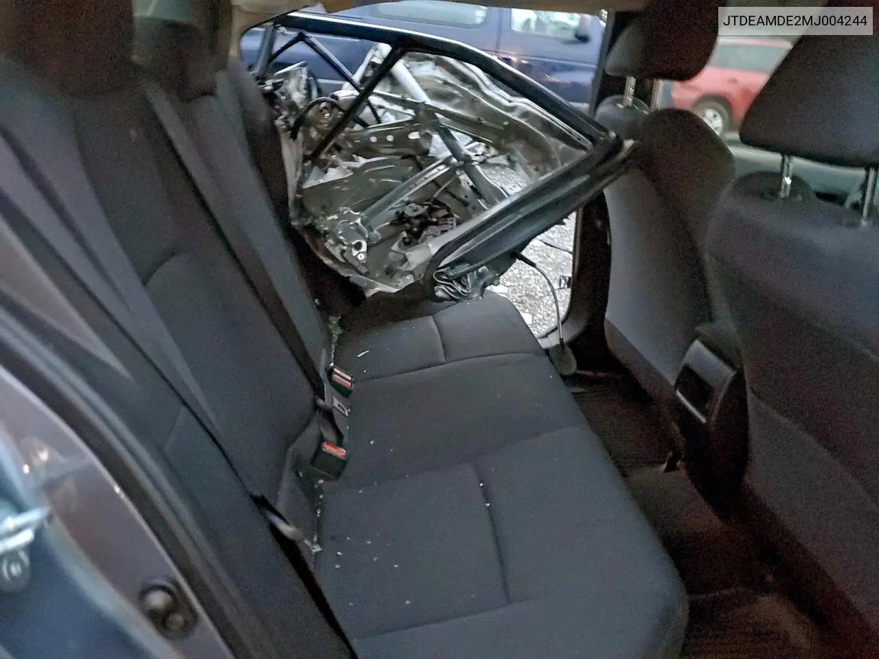 JTDEAMDE2MJ004244 2021 Toyota Corolla Le