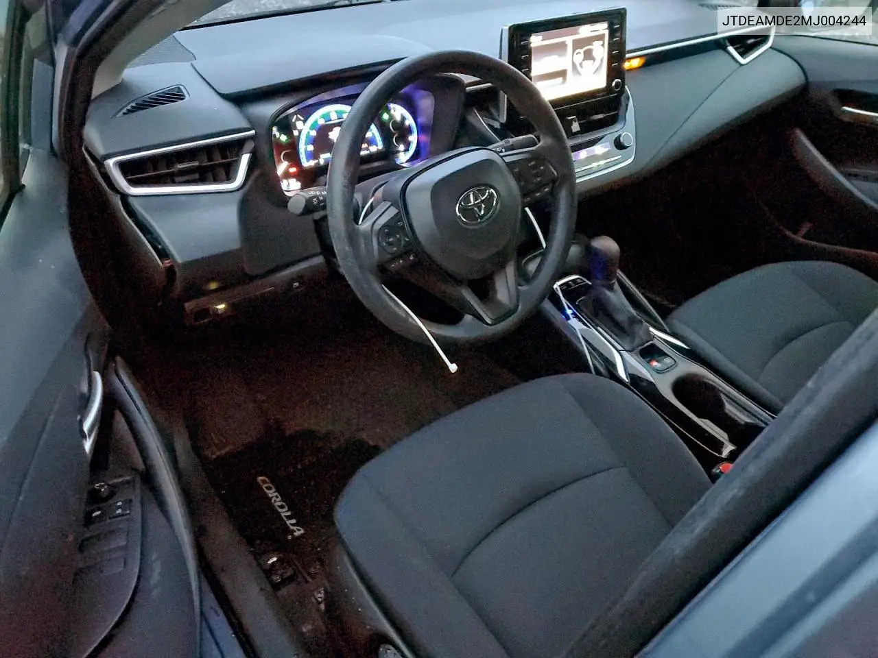 JTDEAMDE2MJ004244 2021 Toyota Corolla Le