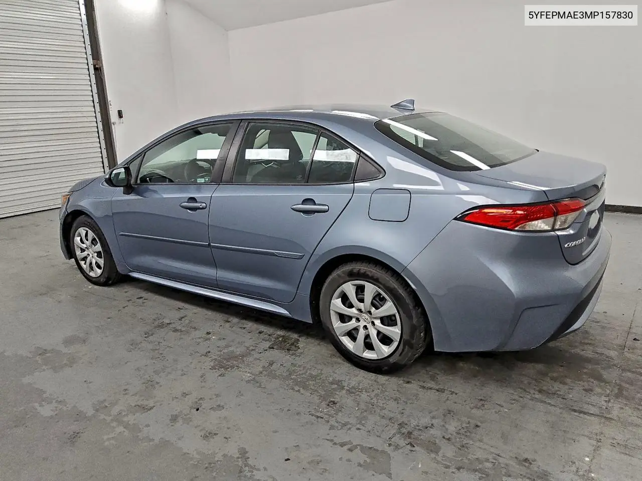 5YFEPMAE3MP157830 2021 Toyota Corolla Le