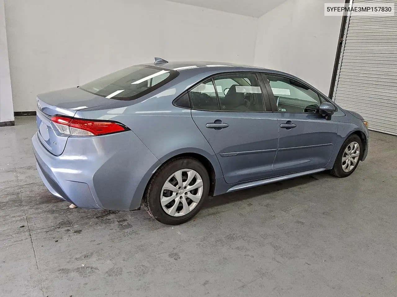 5YFEPMAE3MP157830 2021 Toyota Corolla Le