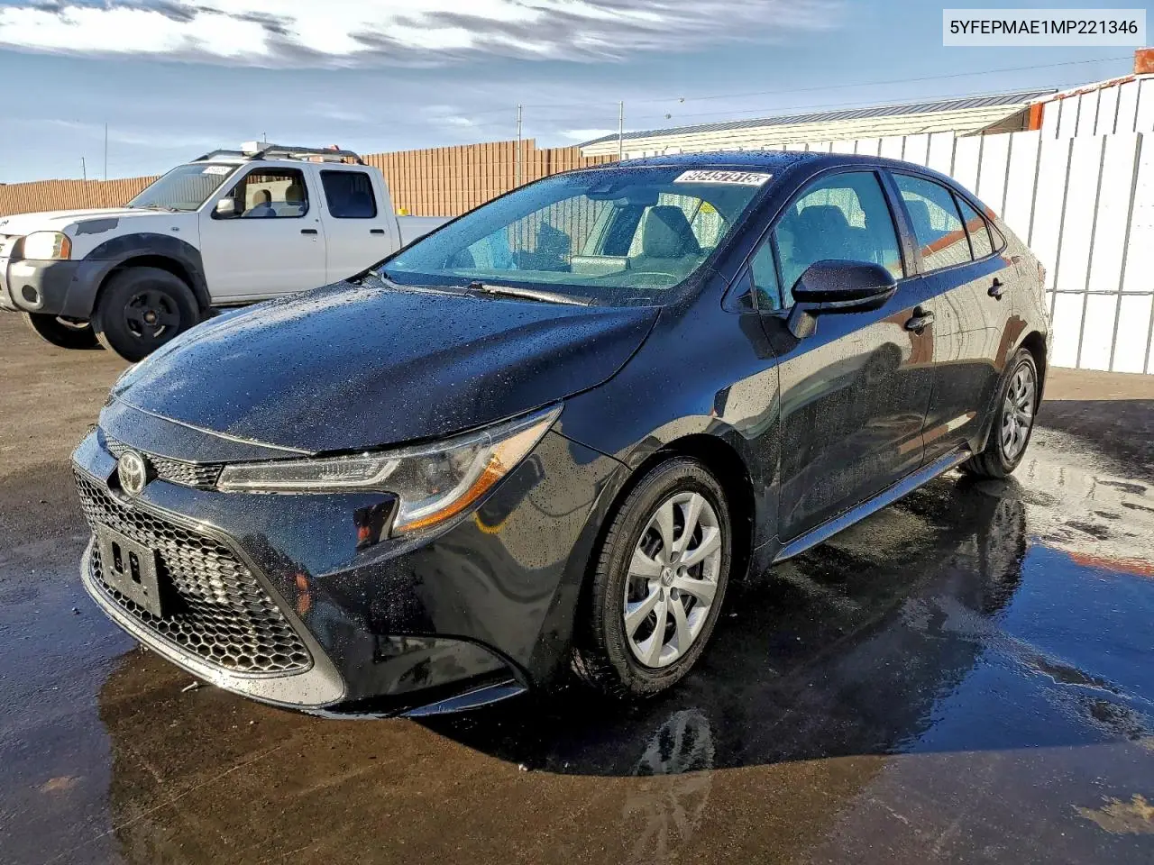 5YFEPMAE1MP221346 2021 Toyota Corolla Le