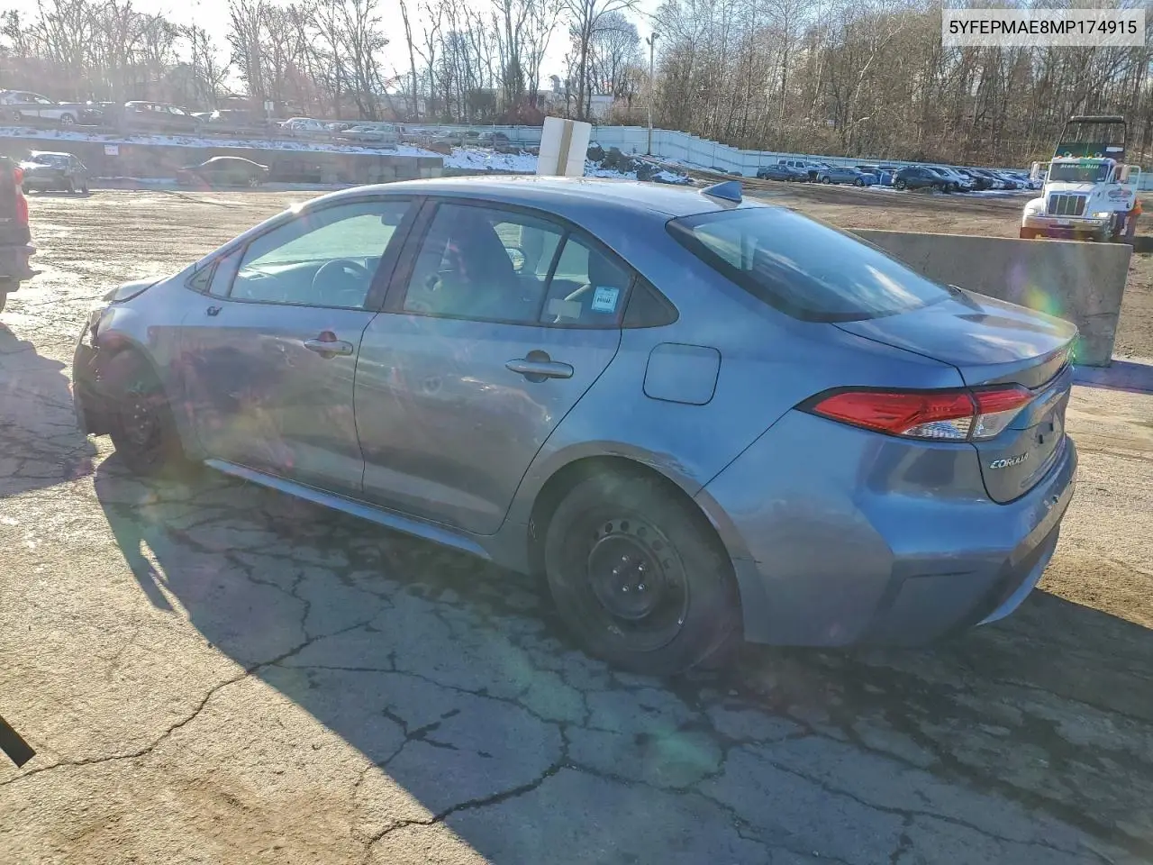 5YFEPMAE8MP174915 2021 Toyota Corolla Le