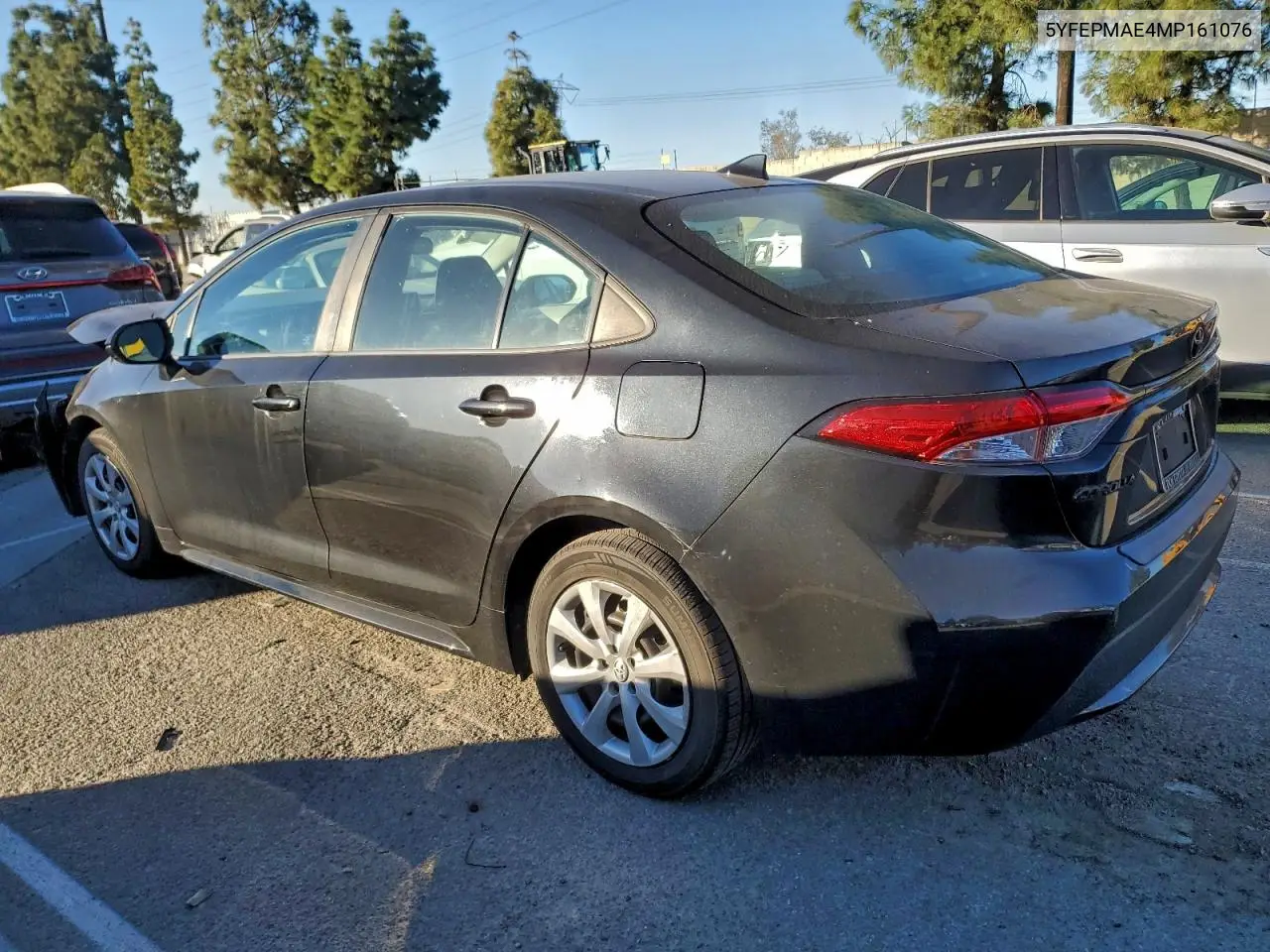 5YFEPMAE4MP161076 2021 Toyota Corolla Le