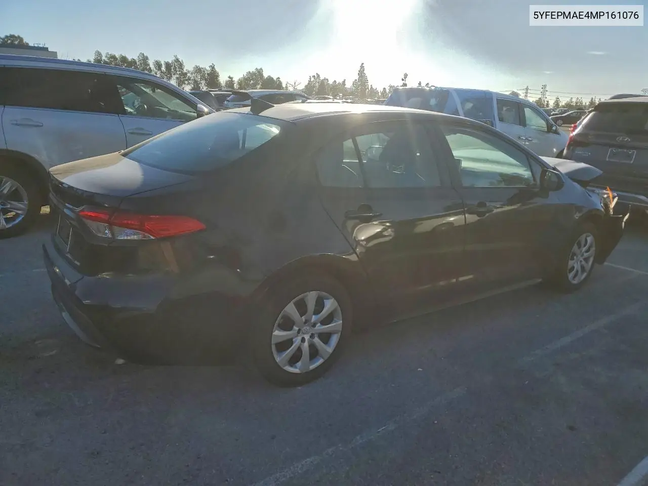 5YFEPMAE4MP161076 2021 Toyota Corolla Le