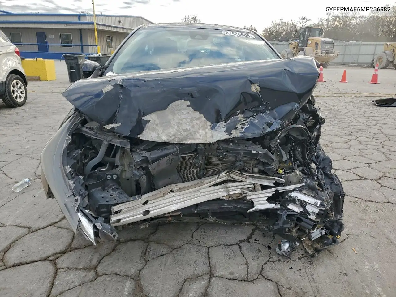 5YFEPMAE6MP256982 2021 Toyota Corolla Le