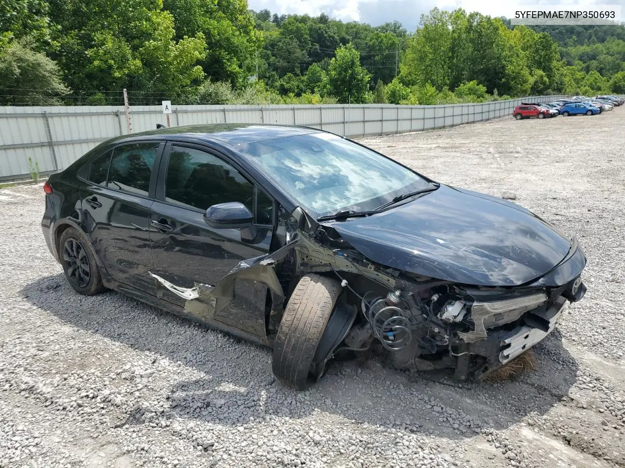 5YFEPMAE7NP350693 2022 Toyota Corolla Le