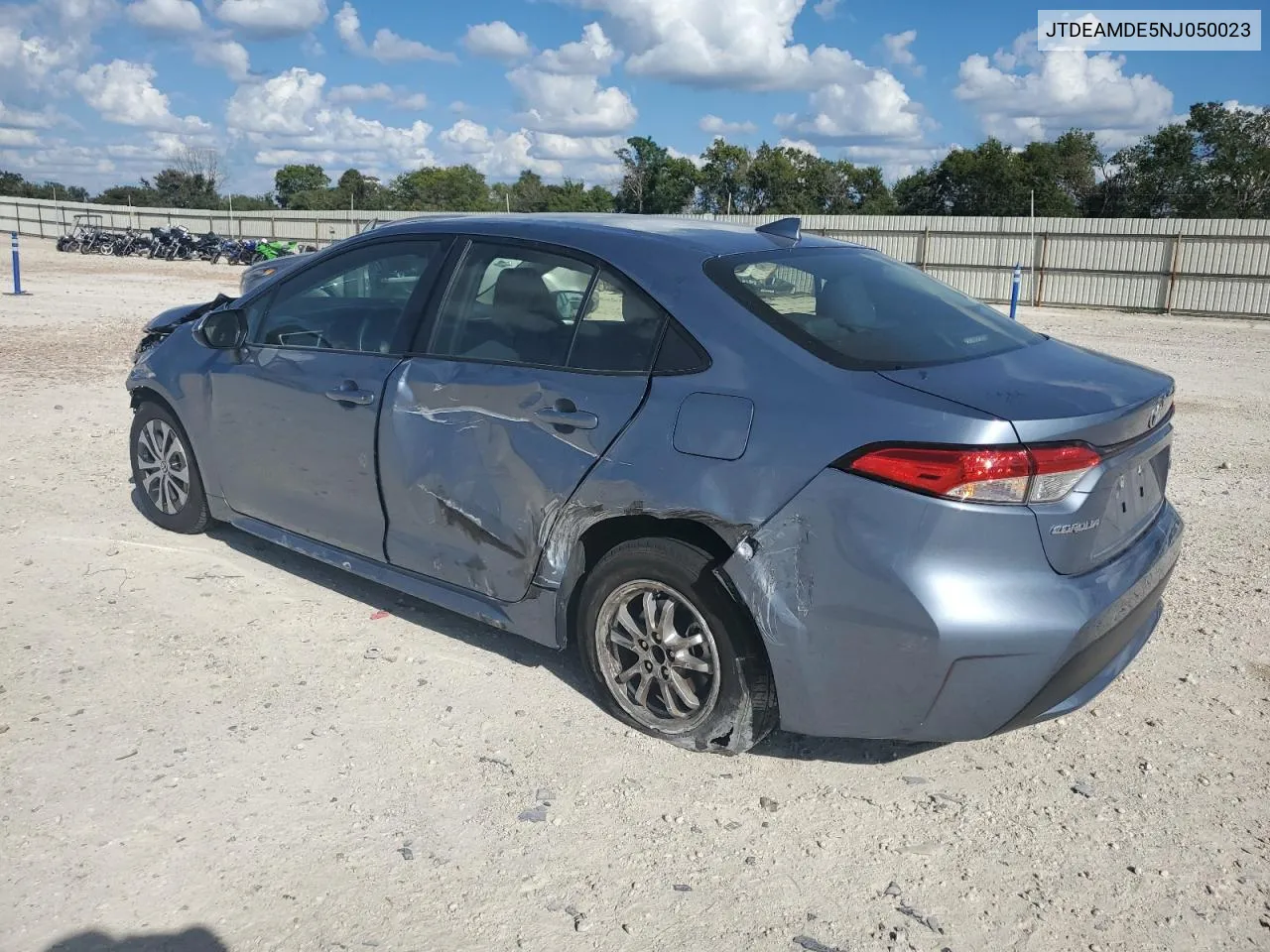 2022 Toyota Corolla Le VIN: JTDEAMDE5NJ050023 Lot: 72321294