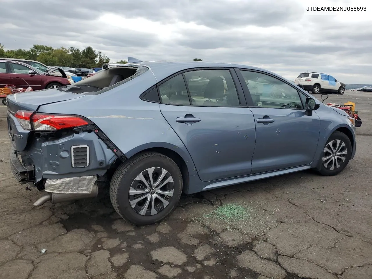 2022 Toyota Corolla Le VIN: JTDEAMDE2NJ058693 Lot: 72995714