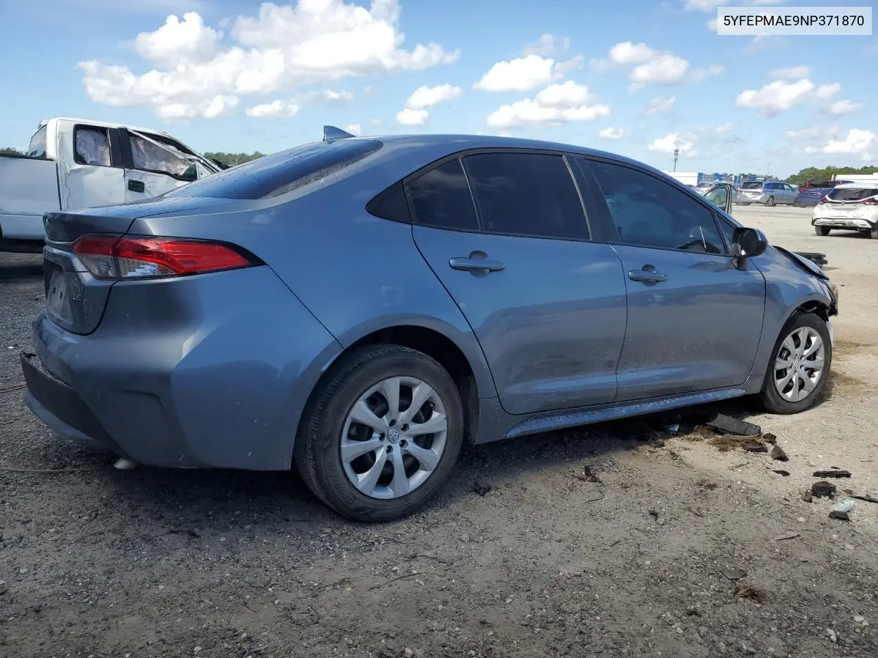 5YFEPMAE9NP371870 2022 Toyota Corolla Le