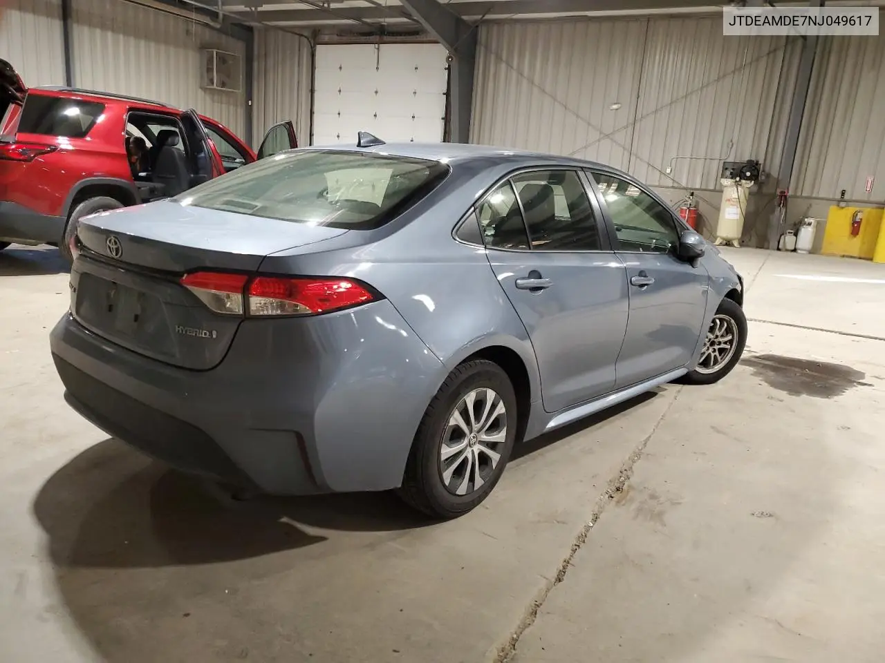 JTDEAMDE7NJ049617 2022 Toyota Corolla Le
