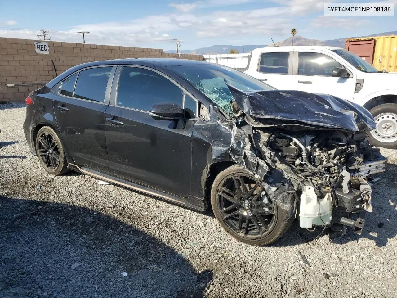 5YFT4MCE1NP108186 2022 Toyota Corolla Xse