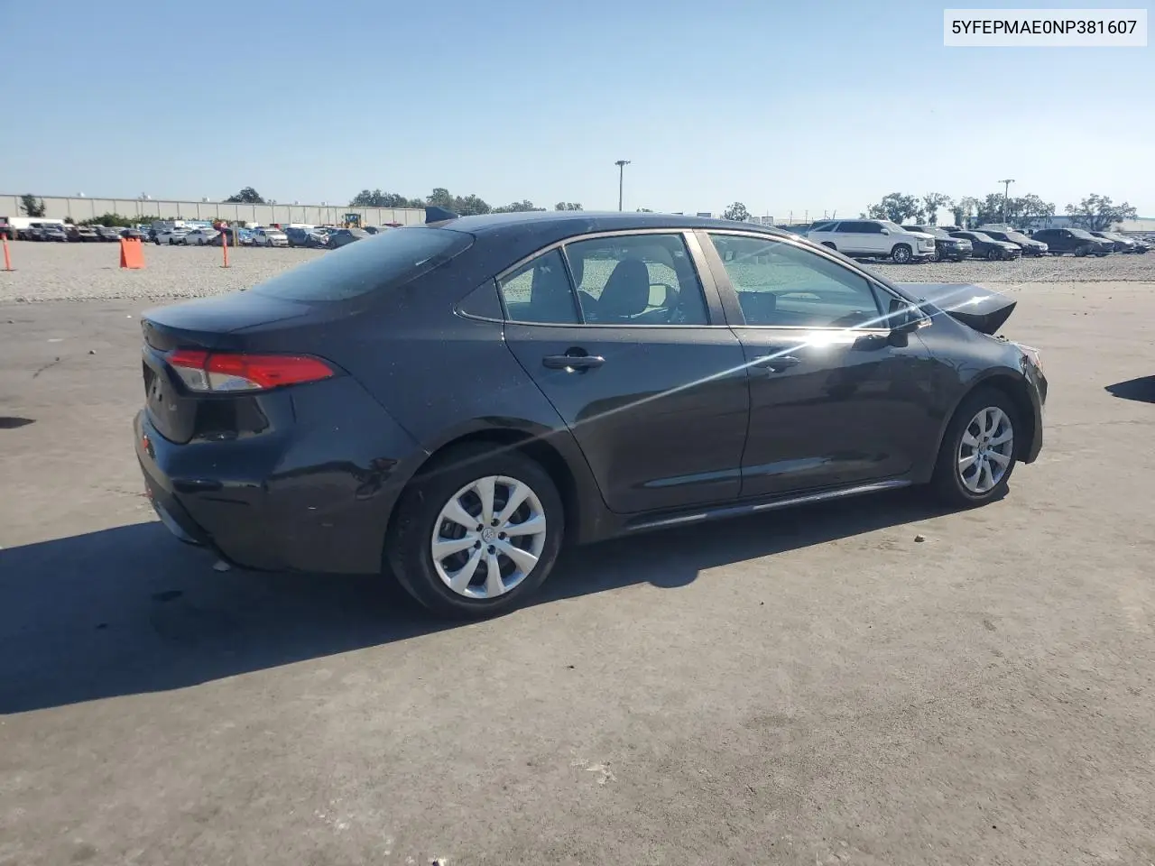 5YFEPMAE0NP381607 2022 Toyota Corolla Le