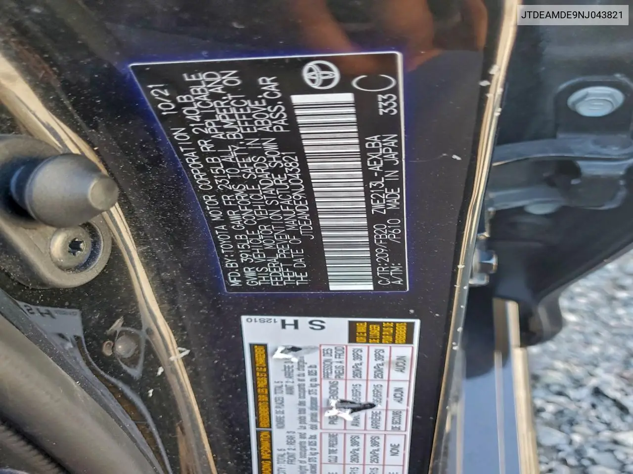 JTDEAMDE9NJ043821 2022 Toyota Corolla Le