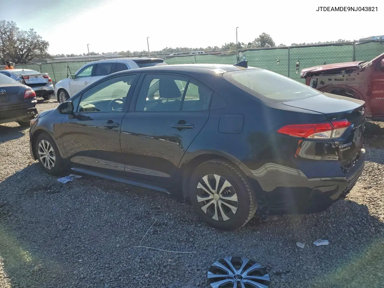 JTDEAMDE9NJ043821 2022 Toyota Corolla Le