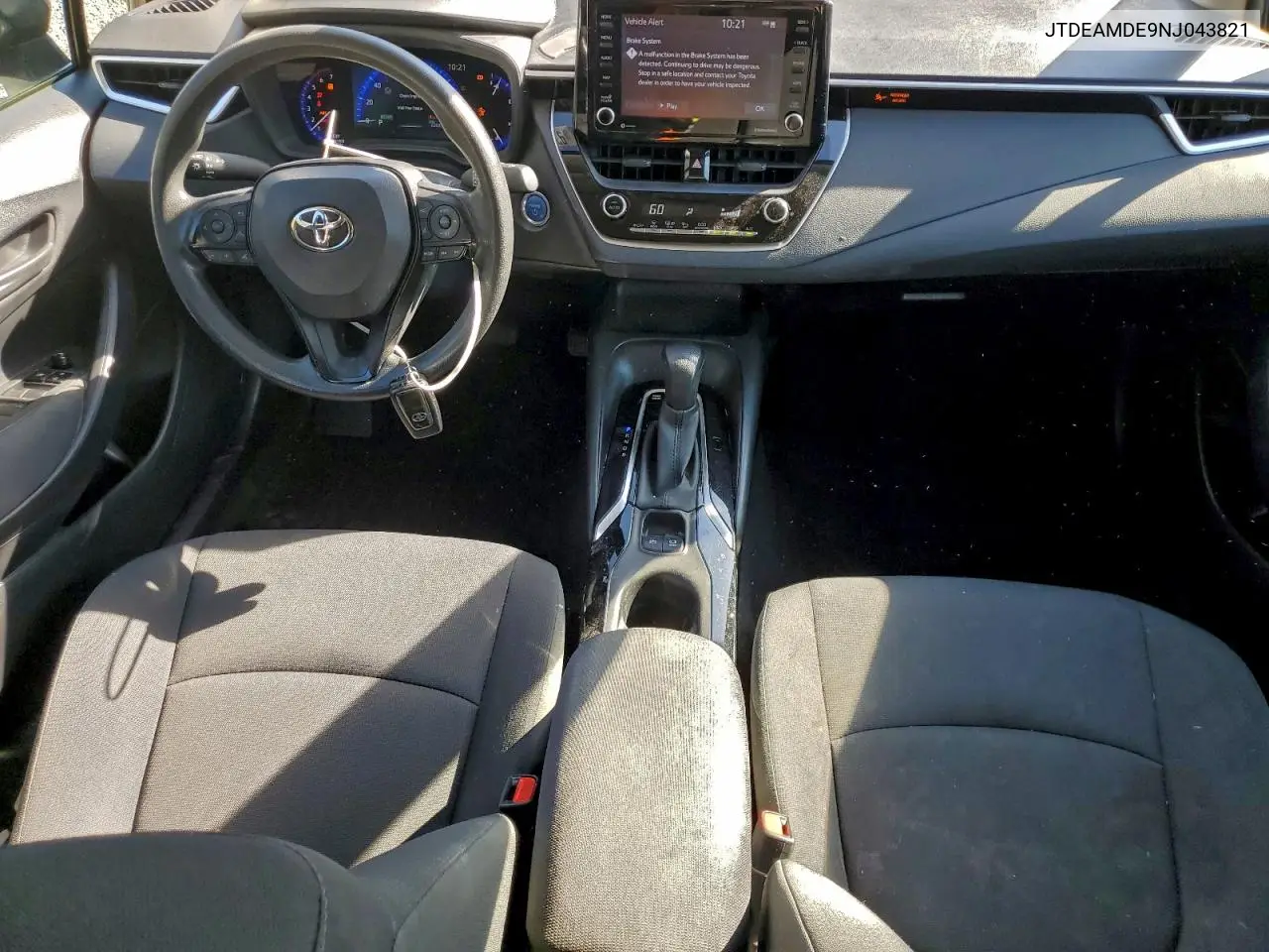 JTDEAMDE9NJ043821 2022 Toyota Corolla Le