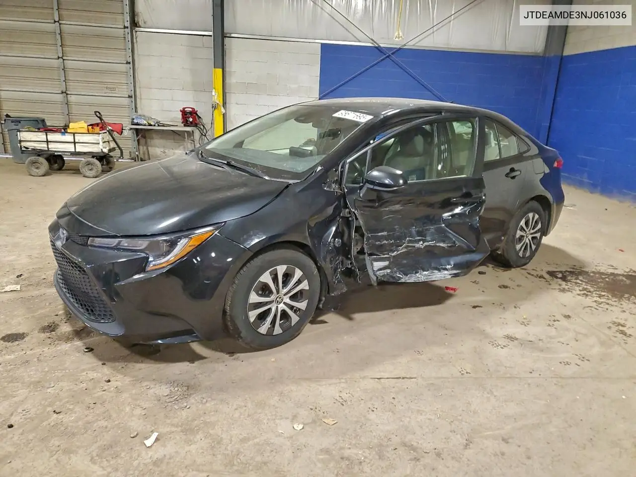 JTDEAMDE3NJ061036 2022 Toyota Corolla Le