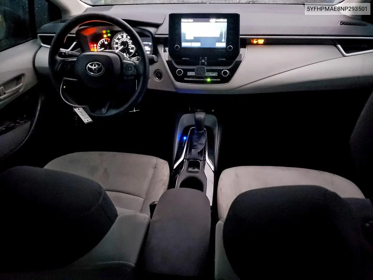 5YFHPMAE8NP293501 2022 Toyota Corolla Le
