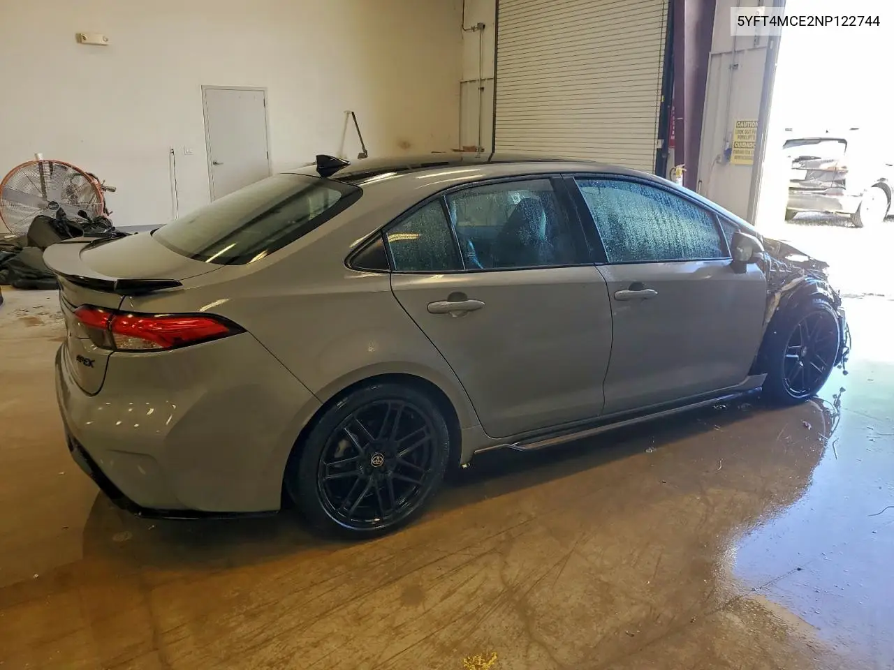 5YFT4MCE2NP122744 2022 Toyota Corolla Xse