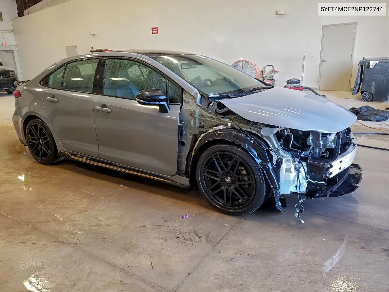5YFT4MCE2NP122744 2022 Toyota Corolla Xse