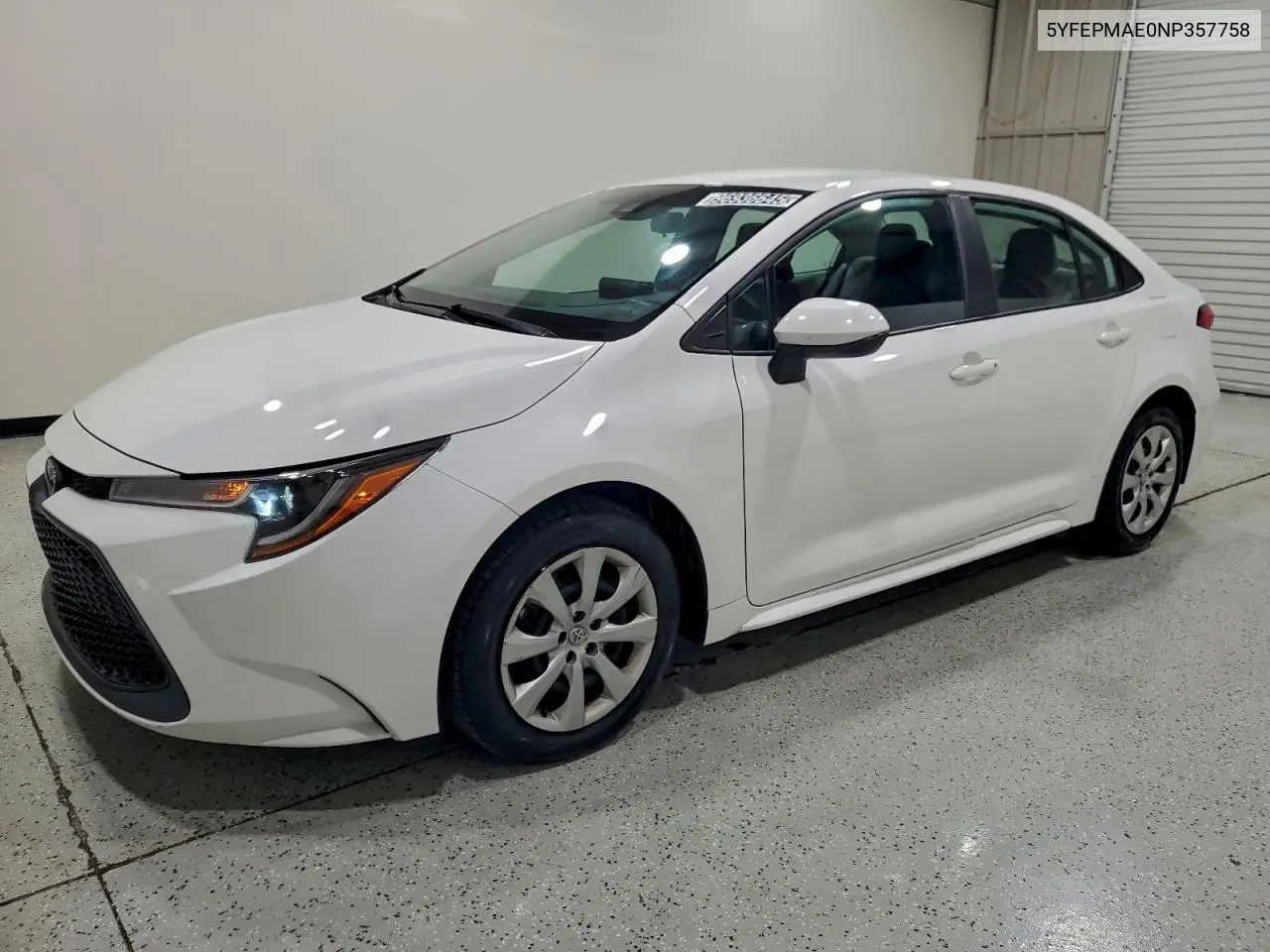 5YFEPMAE0NP357758 2022 Toyota Corolla Le
